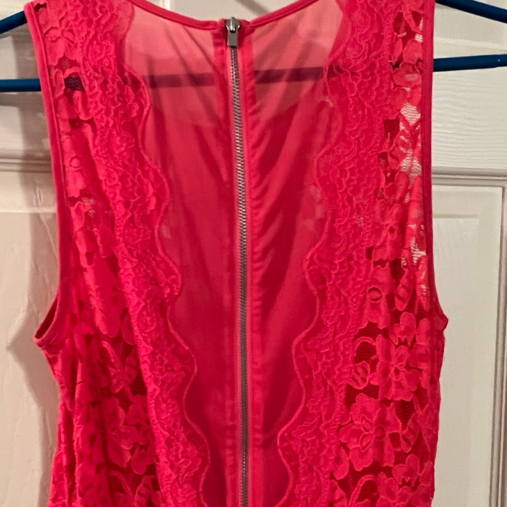 Stunner date dress!